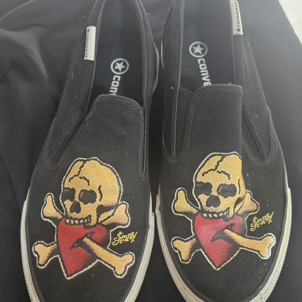 Converse Black Canvas Slip-Ons with Skull and Heart Design